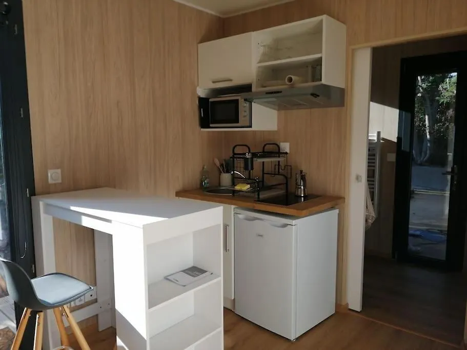 Joli Studio Indépendant En Bois Avec Jacuzzi Prive Fréjus Appartement