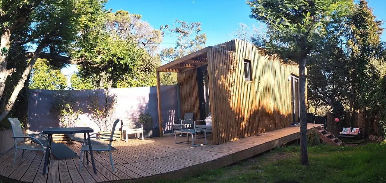 Joli Studio Indépendant En Bois Avec Jacuzzi Prive Fréjus 0*,  France